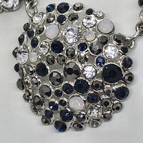 Charming Charlie Three Circle Necklace Silver Tone Black White Clear Blue - Picture 2 of 6